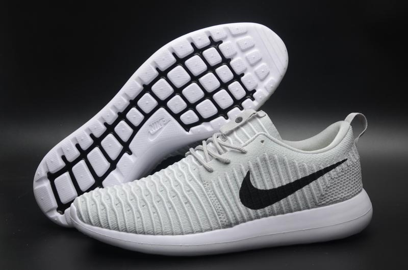 nike roshe run 2017